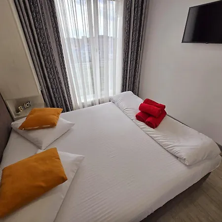 Luxury Double -beach Pool & Navodari