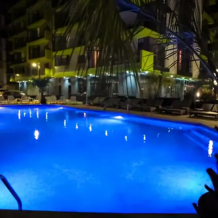 Luxury Double -beach Pool & Apartment Navodari