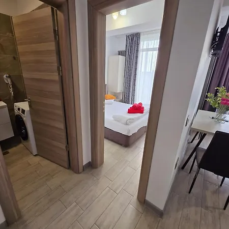 Luxury Double -beach Pool & Navodari